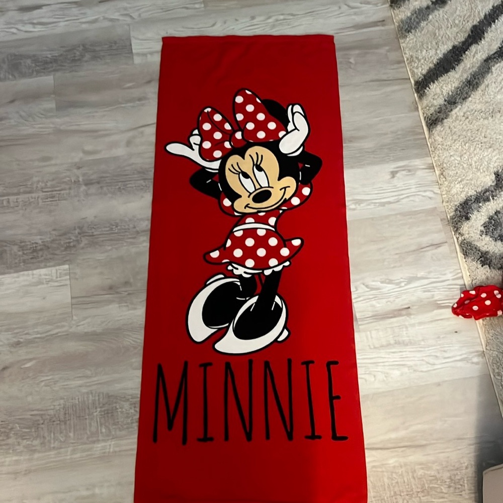 Disney Red Minnie Mouse Kids Beach Towel